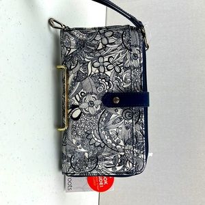 new Sakroots navy and white wristlet